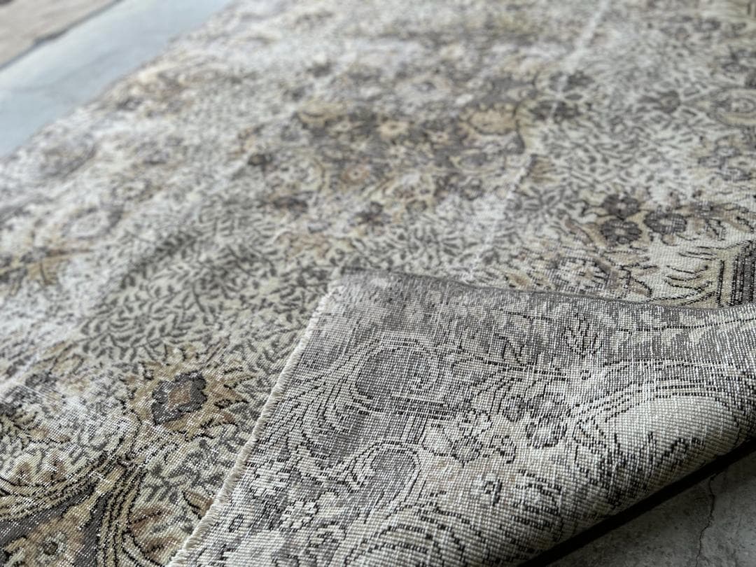 【Vintage rug】オーバーダイ｜194 x 279 cm｜トルコラグ