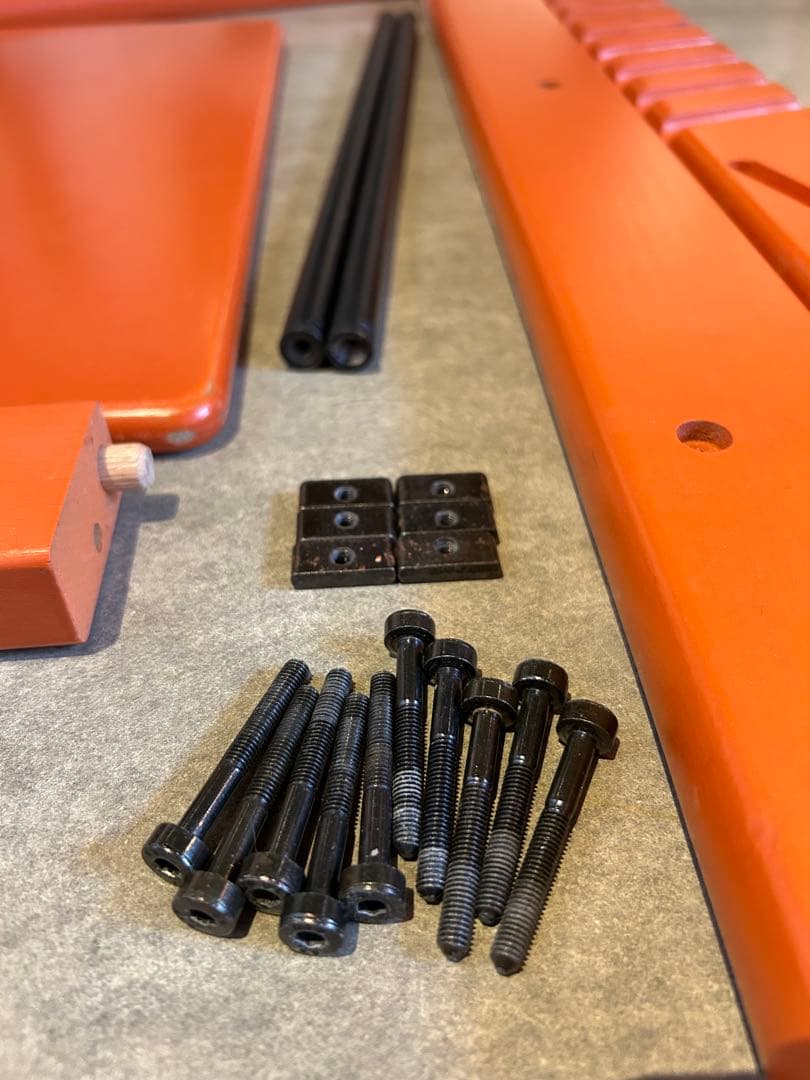 トリッケトラップ　オレンジ ベビー用チェア