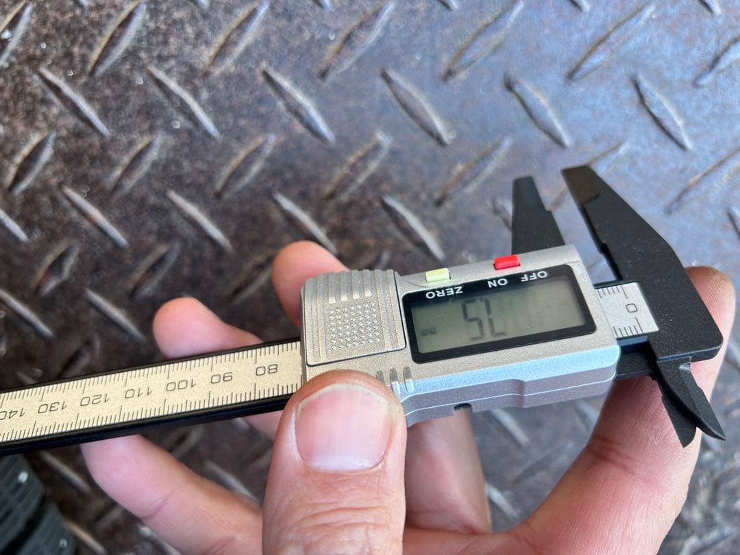 225/50R18 スタッドレス18インチ　ヨコハマ　バリ山　最終