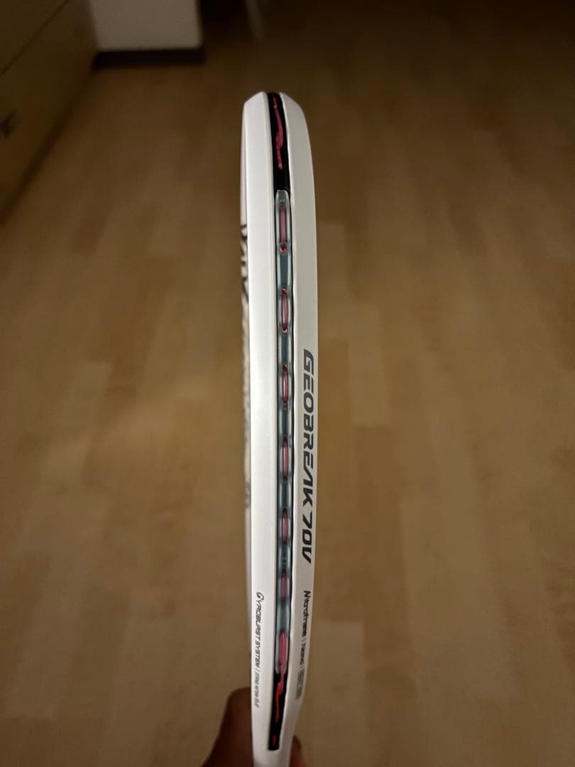 む*ら様 【極美品】YONEXソフトテニスラケットジオブレイク 70V 値下げ可