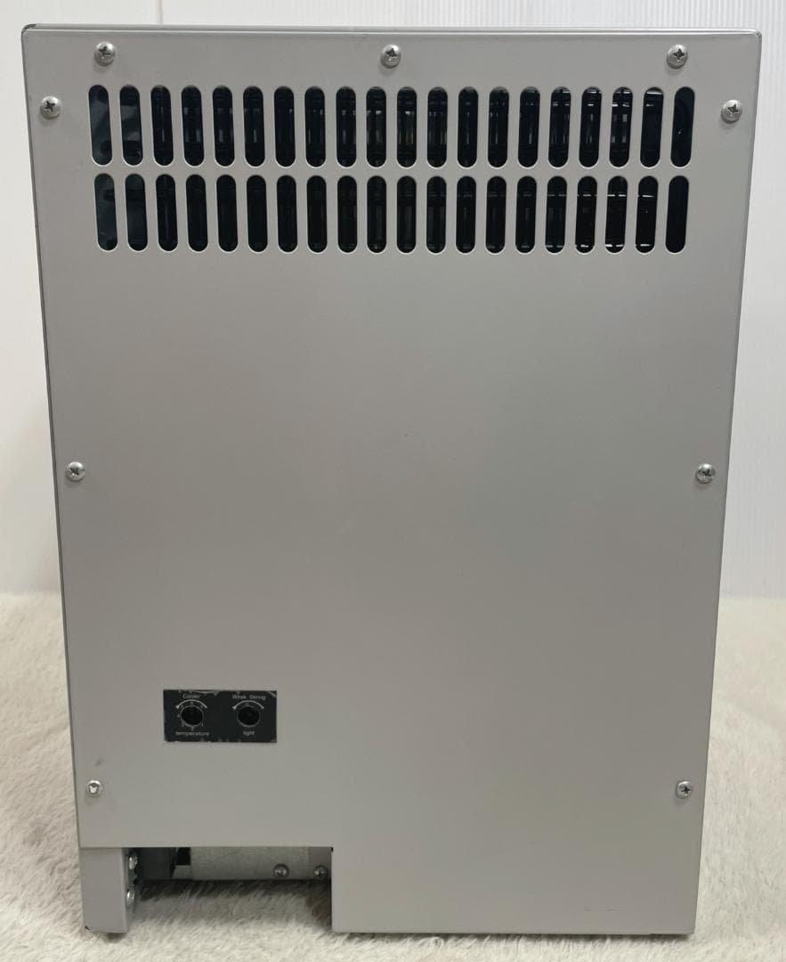 ぐるみ♪ ⭐️非売品⭐️ レッドブル Red Bull 冷蔵庫 鍵付き 稼働品