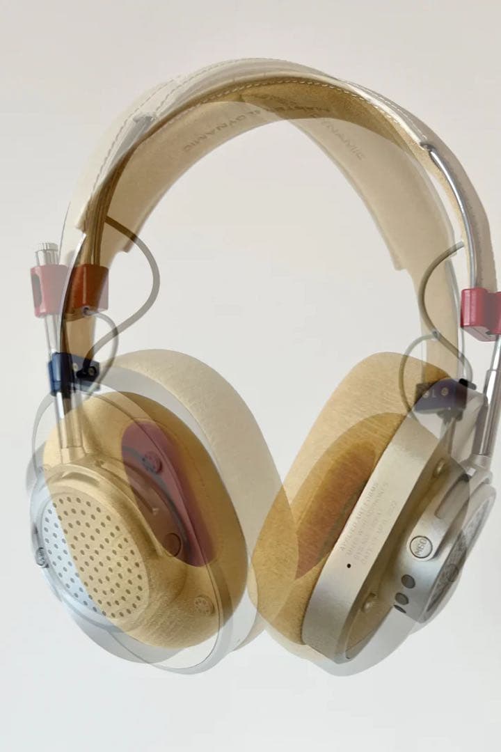 MASTER&DYNAMIC × APPLIED ART FORMS MH40