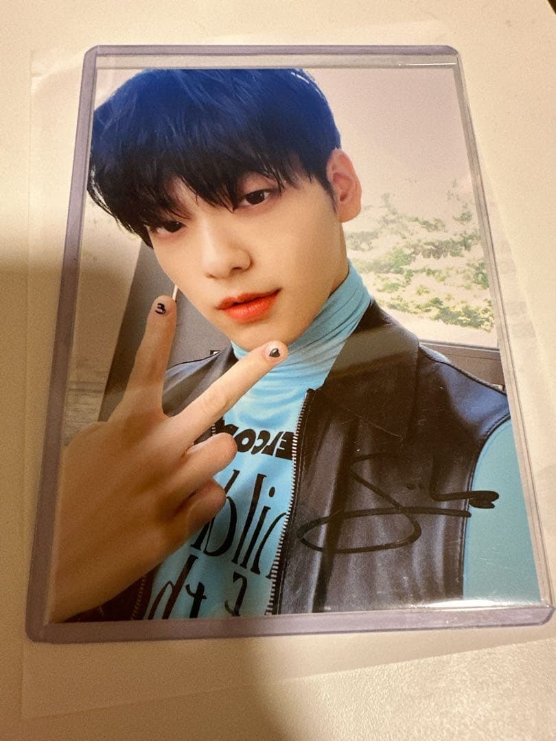 TXT スビン LINEMUSIC 直筆サイン入り生写真