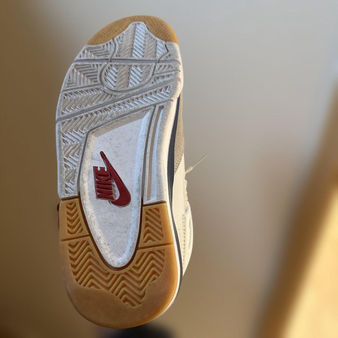 Nike Air Jordan 4 ホワイト/ネイビー