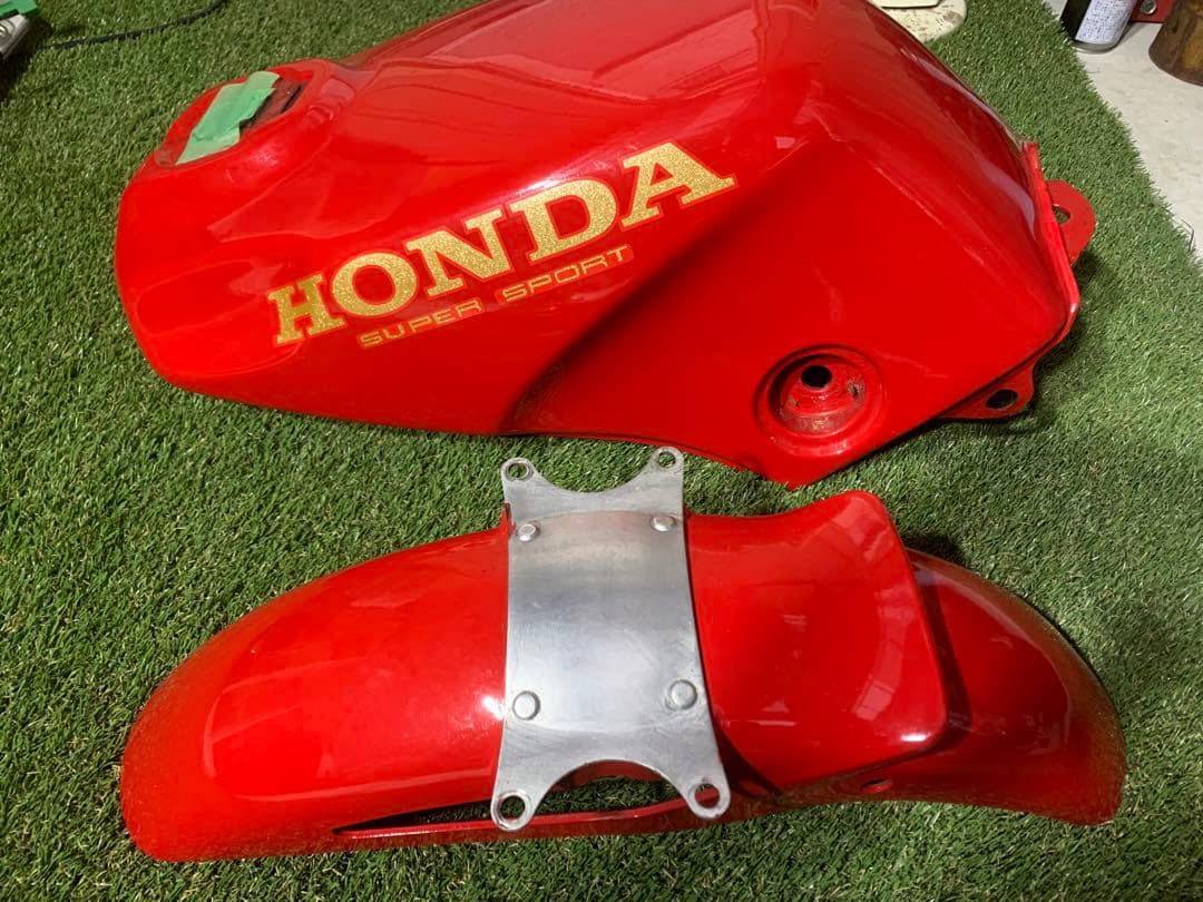 cbr400f 外装セット　beet 赤ソリ　送料込み！