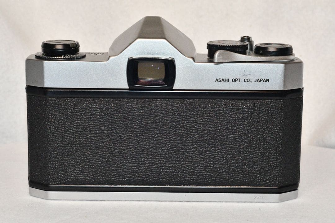 お値引き中 《動作品》pentax sp + 標準レンズ付きフィルムa296