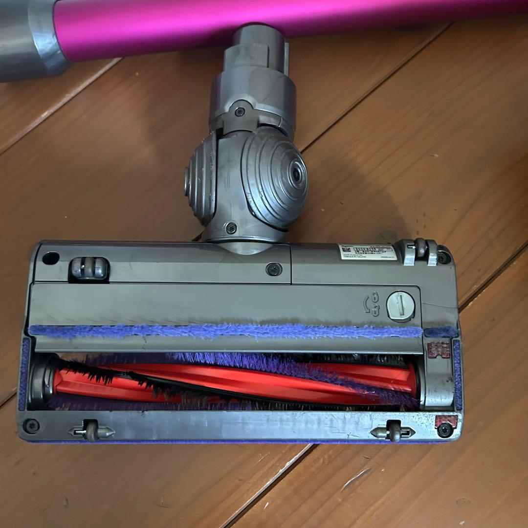 【バッテリー良好】dyson コードレスクリーナー V7 motorhead