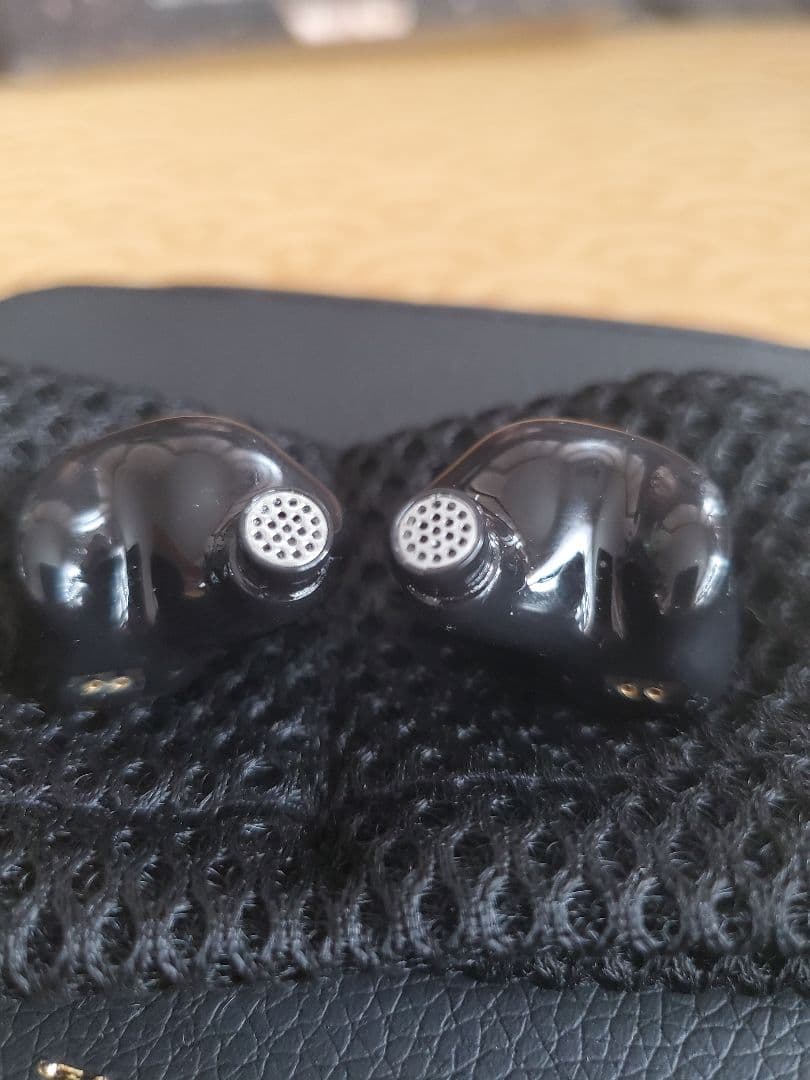 (説明文要確認) 有線イヤホン TANGZU NEZHA 6BA+1EST