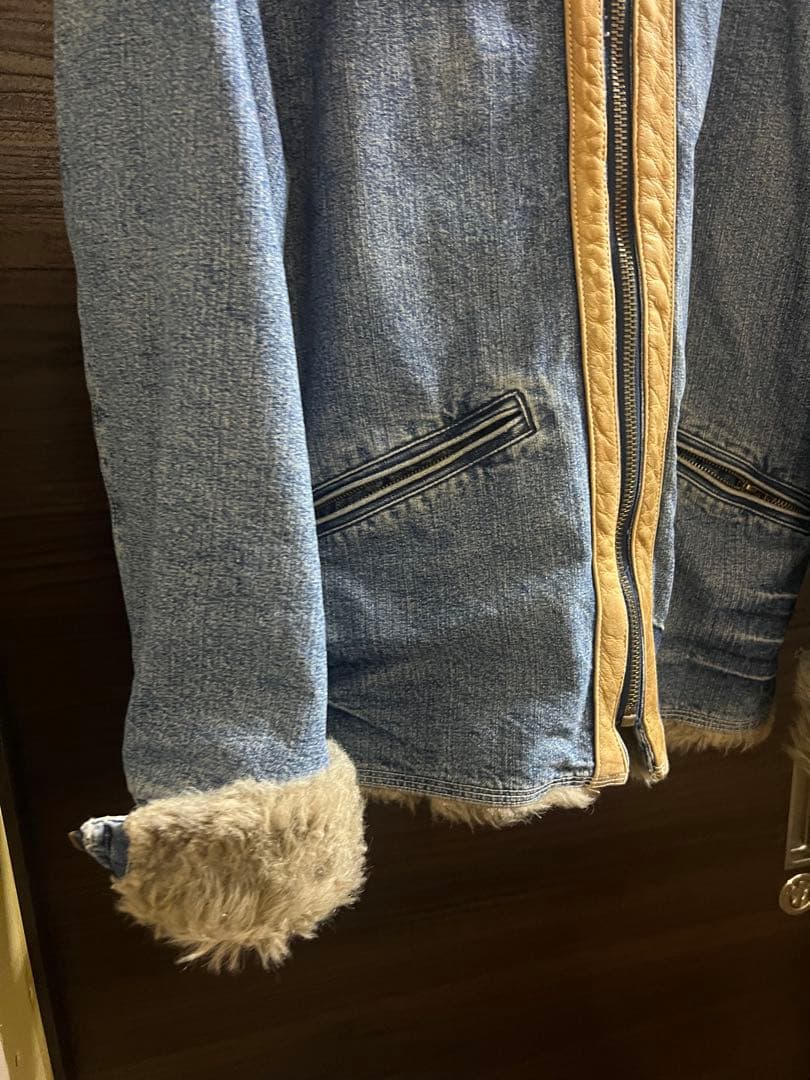 AVIREXアビレックス　Gジャンデニムジャケット　襟袖ボア付き　ヒジテツ様