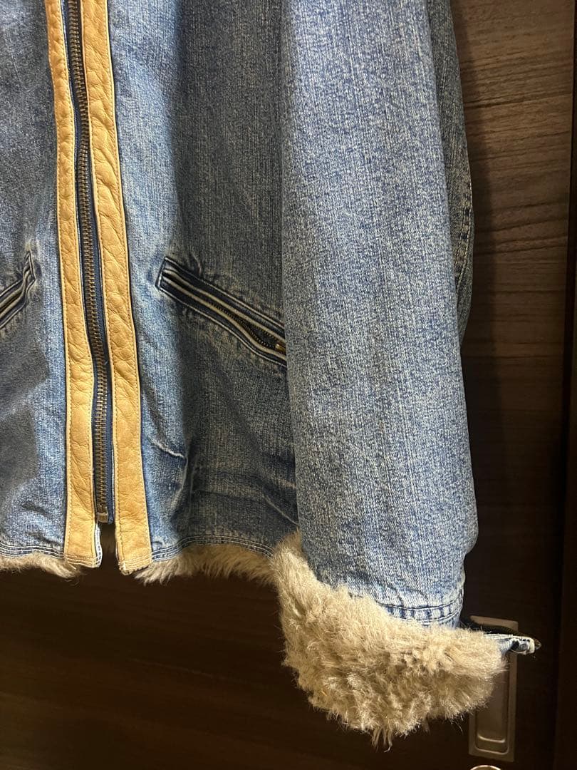 AVIREXアビレックス　Gジャンデニムジャケット　襟袖ボア付き　ヒジテツ様