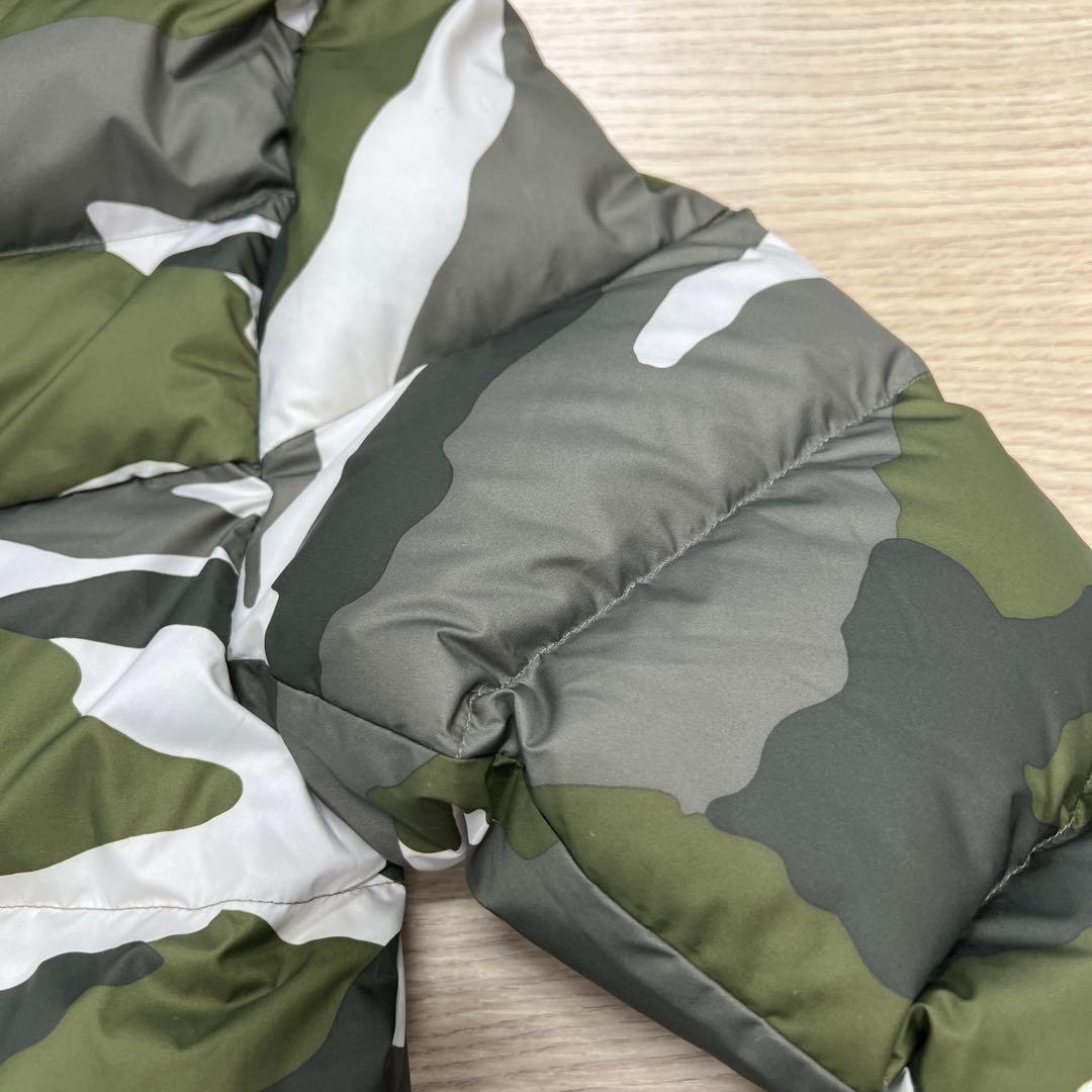 美品 ナイキ 迷彩 カモフラ ダウンジャケット サイズL