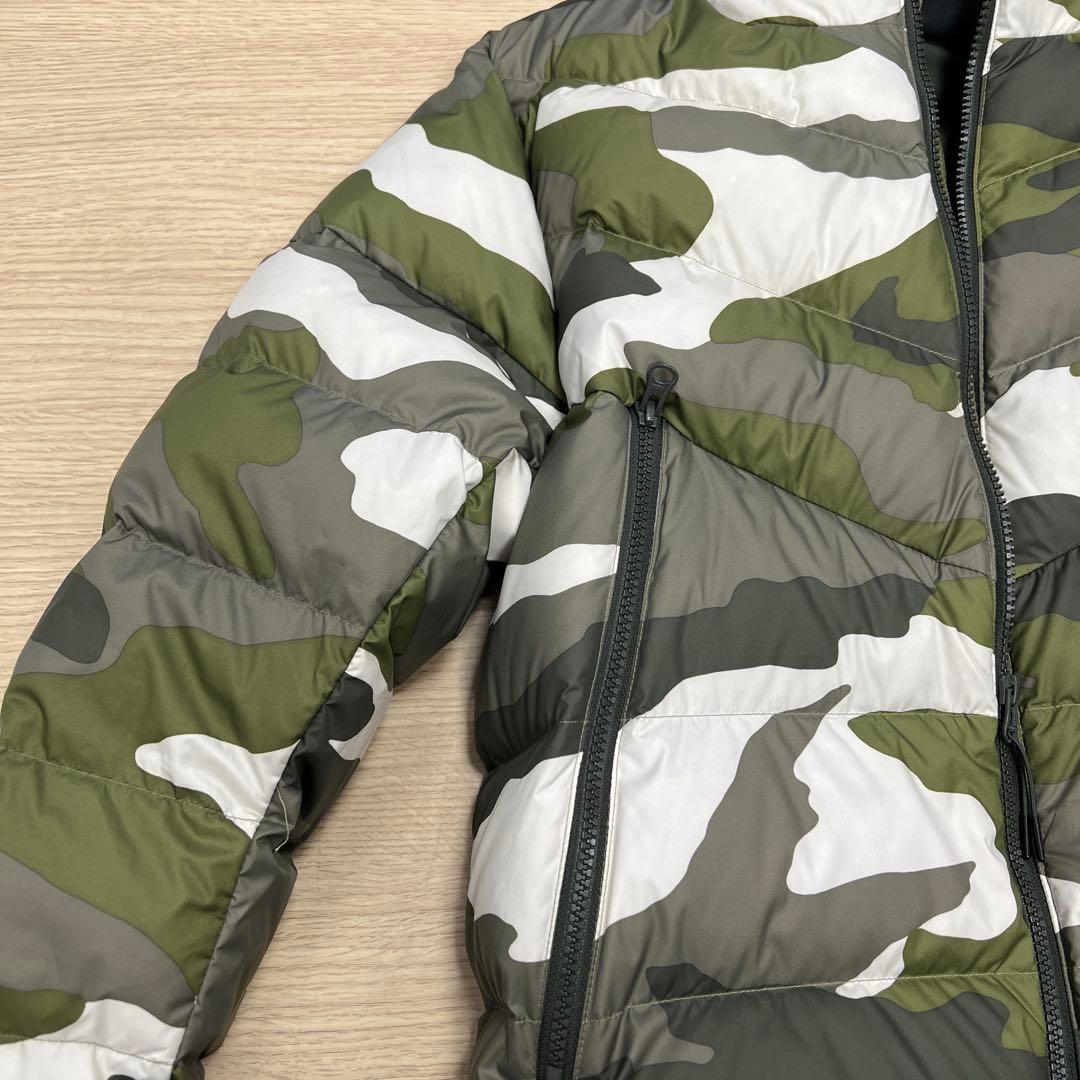 美品 ナイキ 迷彩 カモフラ ダウンジャケット サイズL