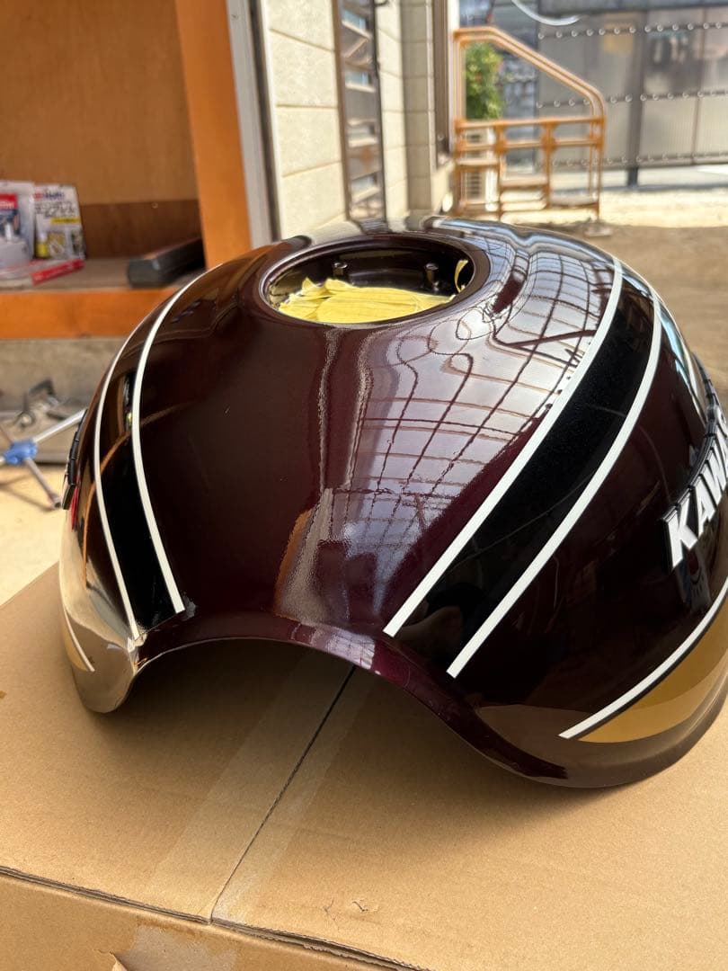 KAWASAKI Z900RS 2025 キャンディートーンレッド