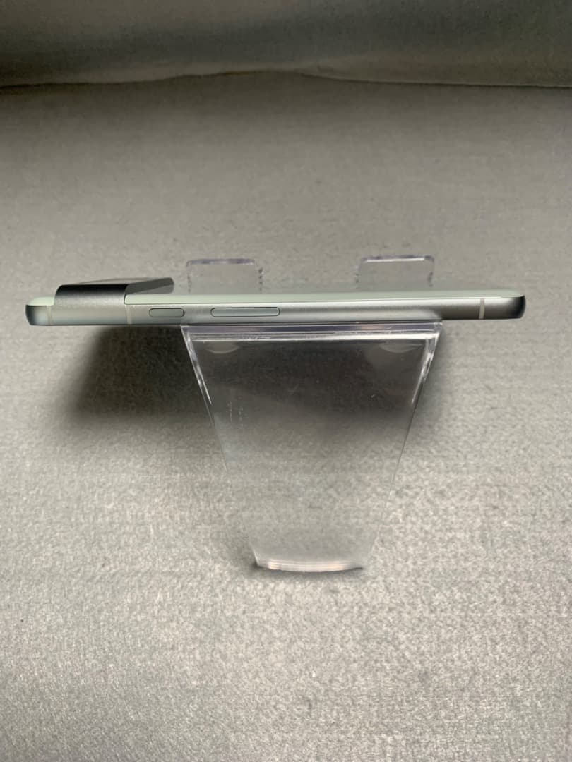 美品 国内版 SIMフリー Google Pixel 8 128GB ヘーゼル色