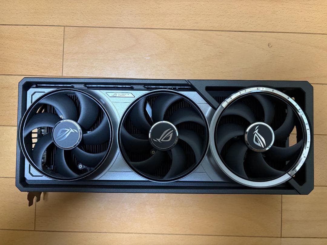 ASUS ROG ASTRAL RTX 5090 中古 (欠品あり)