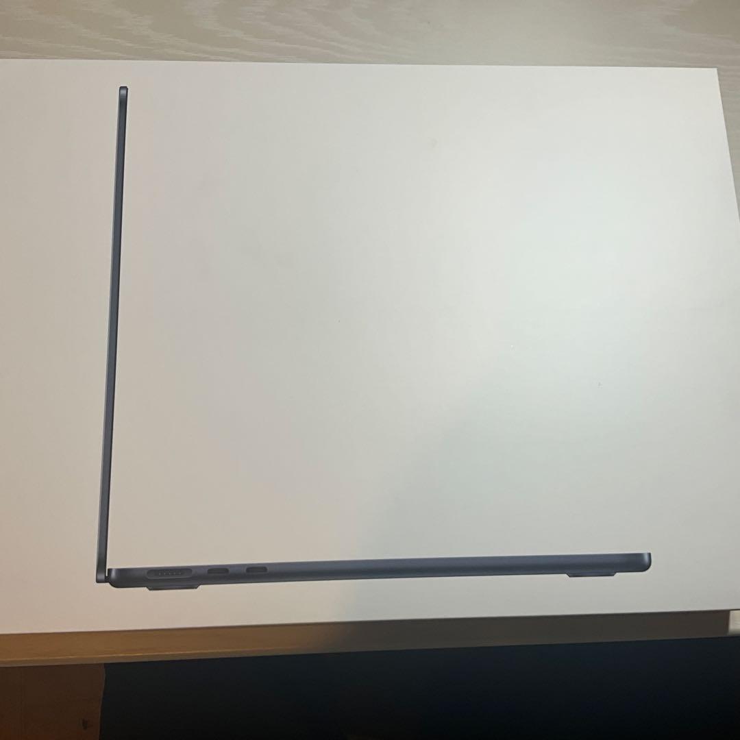 M2チップ搭載13型MacBook Air ミッドナイト　最大容量100%