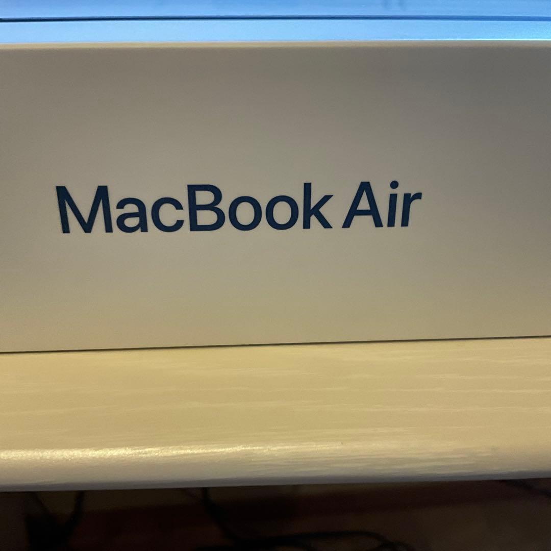 M2チップ搭載13型MacBook Air ミッドナイト　最大容量100%