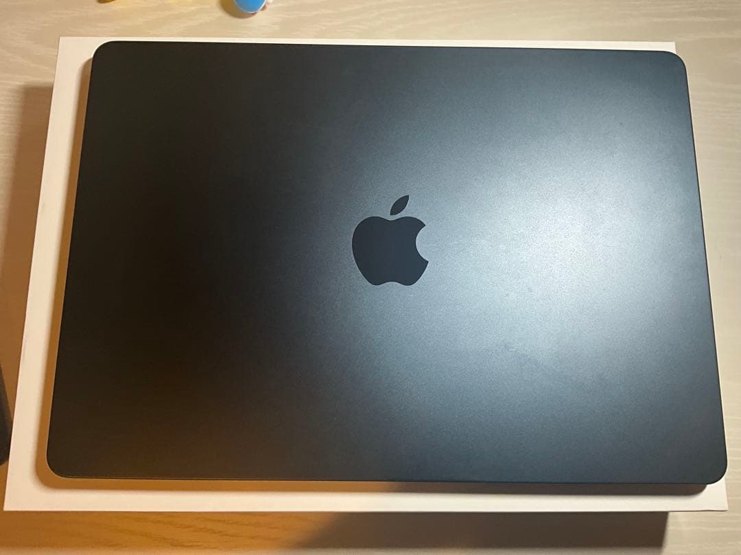 M2チップ搭載13型MacBook Air ミッドナイト　最大容量100%