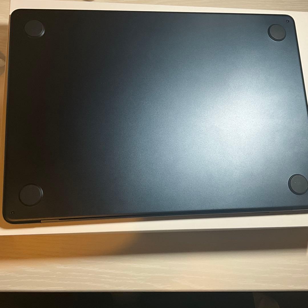 M2チップ搭載13型MacBook Air ミッドナイト　最大容量100%