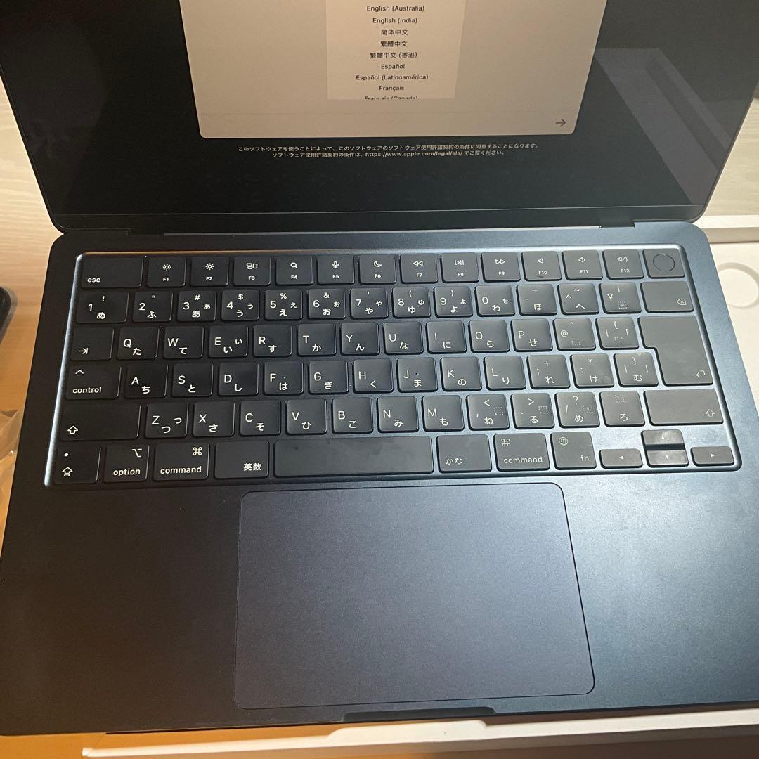M2チップ搭載13型MacBook Air ミッドナイト　最大容量100%
