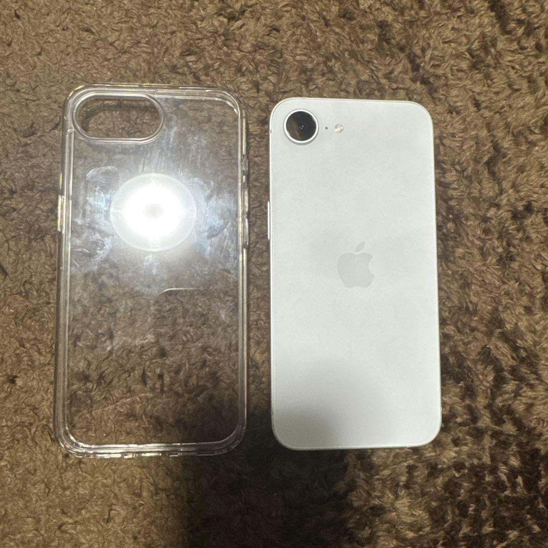 <美品>iPhone16e 白128GB バッテリー100%