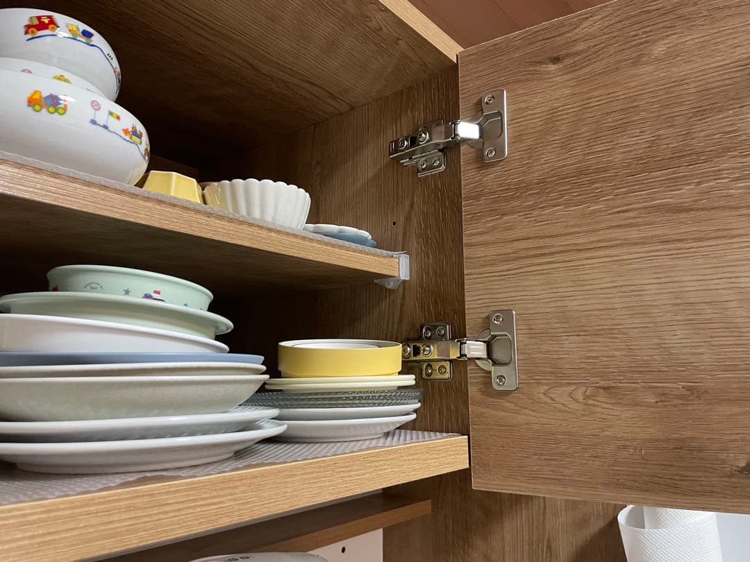 送料込みLOWYA食器棚 幅120