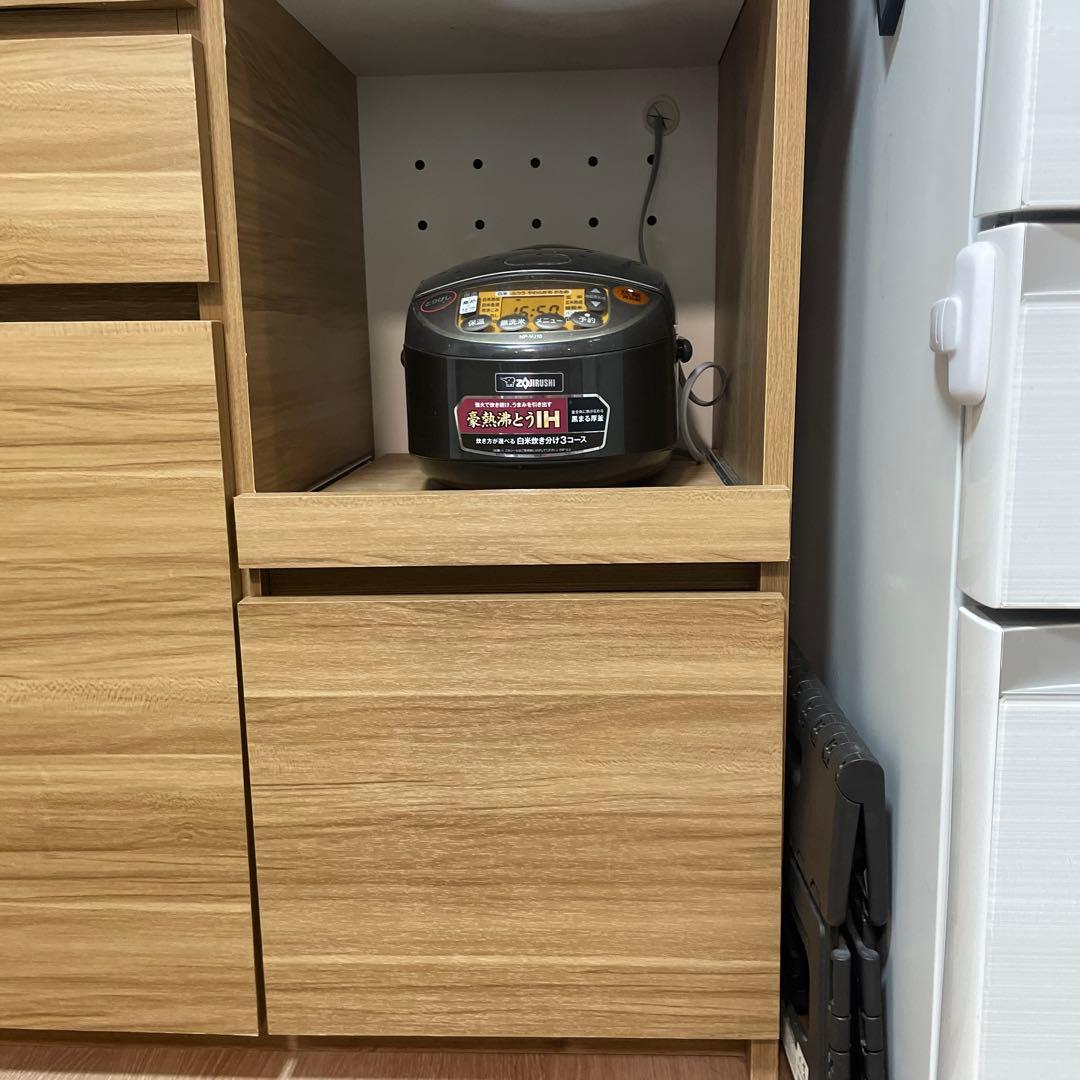 送料込みLOWYA食器棚 幅120