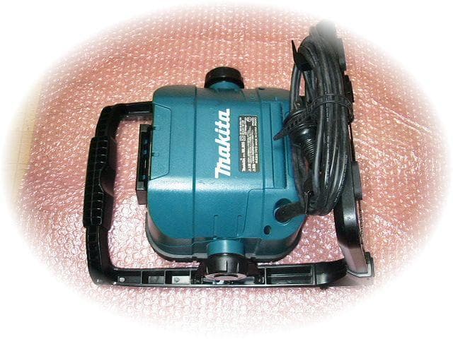 マキタ LED 作業灯 投光器【 ML805 】