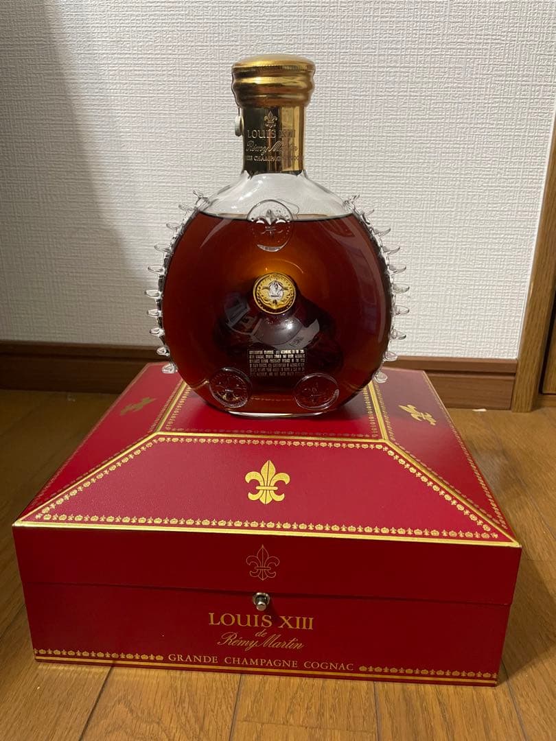 レミマルテンルイ13世金キャップ700ml箱付きナンバー一緒
