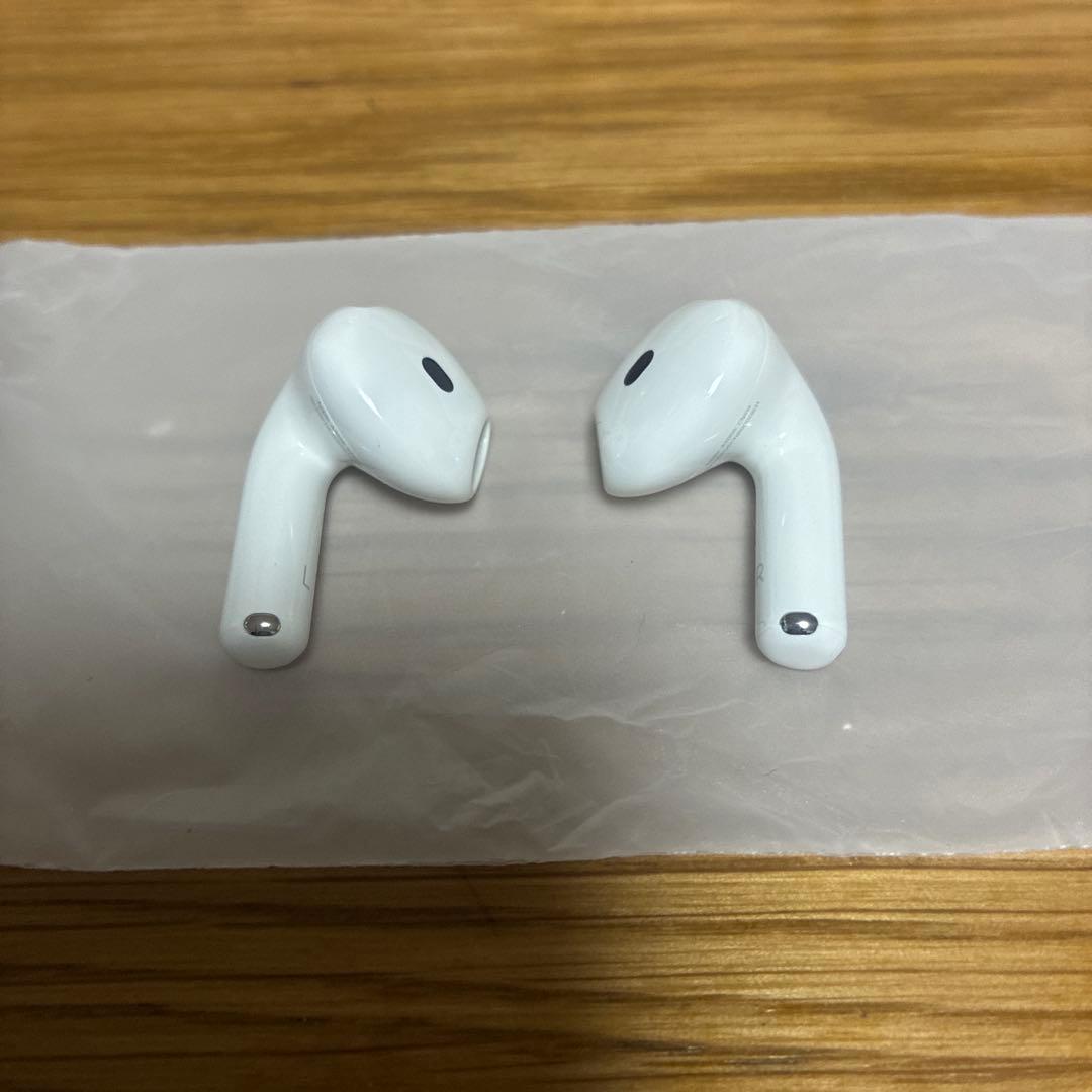 k*o様 AirPods 4 アクティブノイズキャンセリング機能搭載