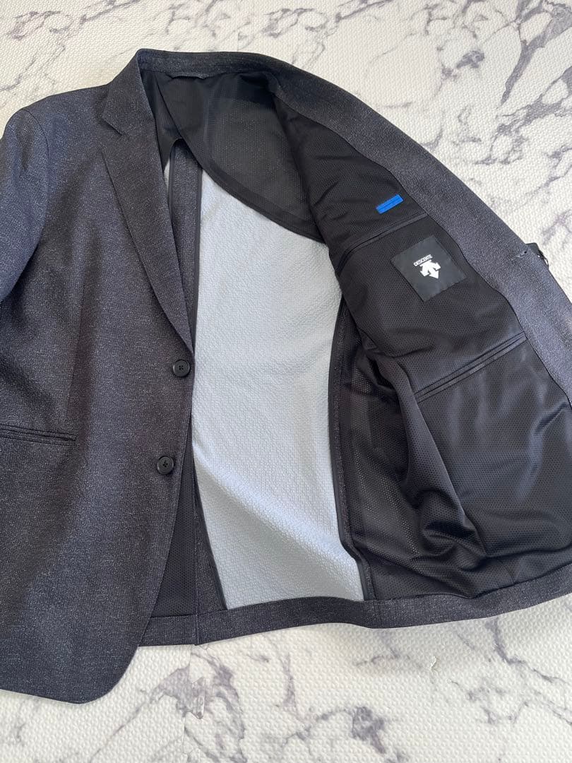 未使用 DESCENTE デサント スーツ セットアップ グレー系 BE4