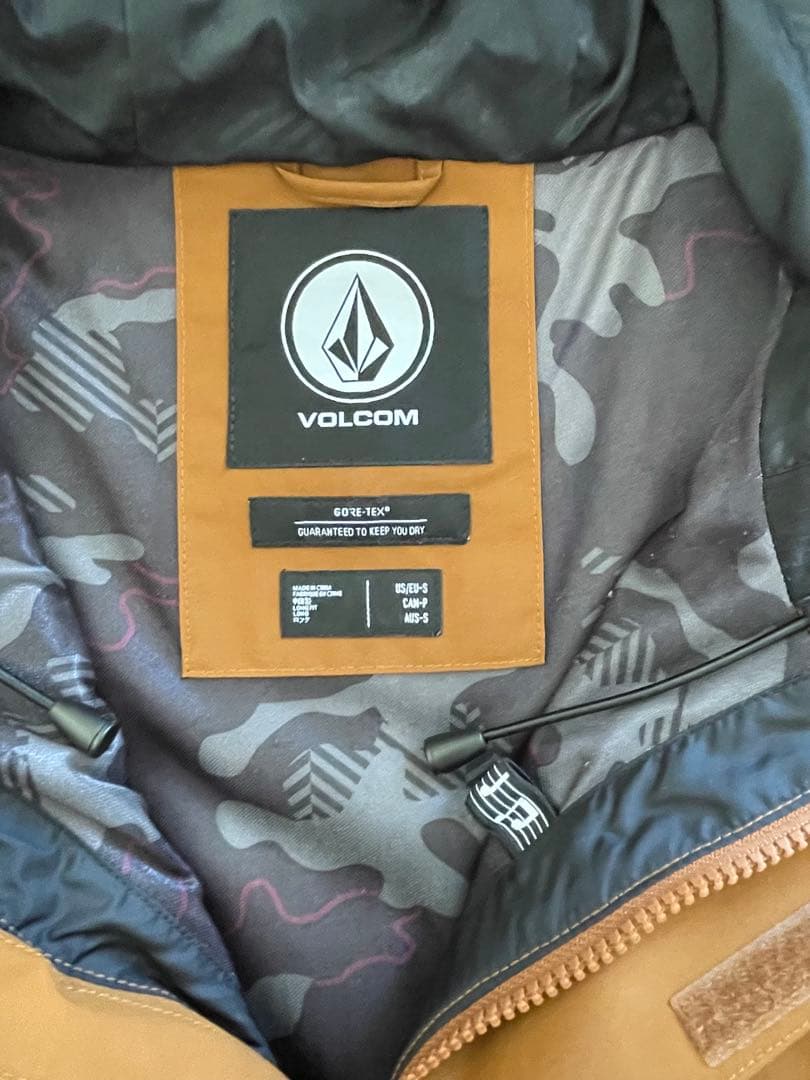 VOLCOM ブラウン スノーボードジャケット