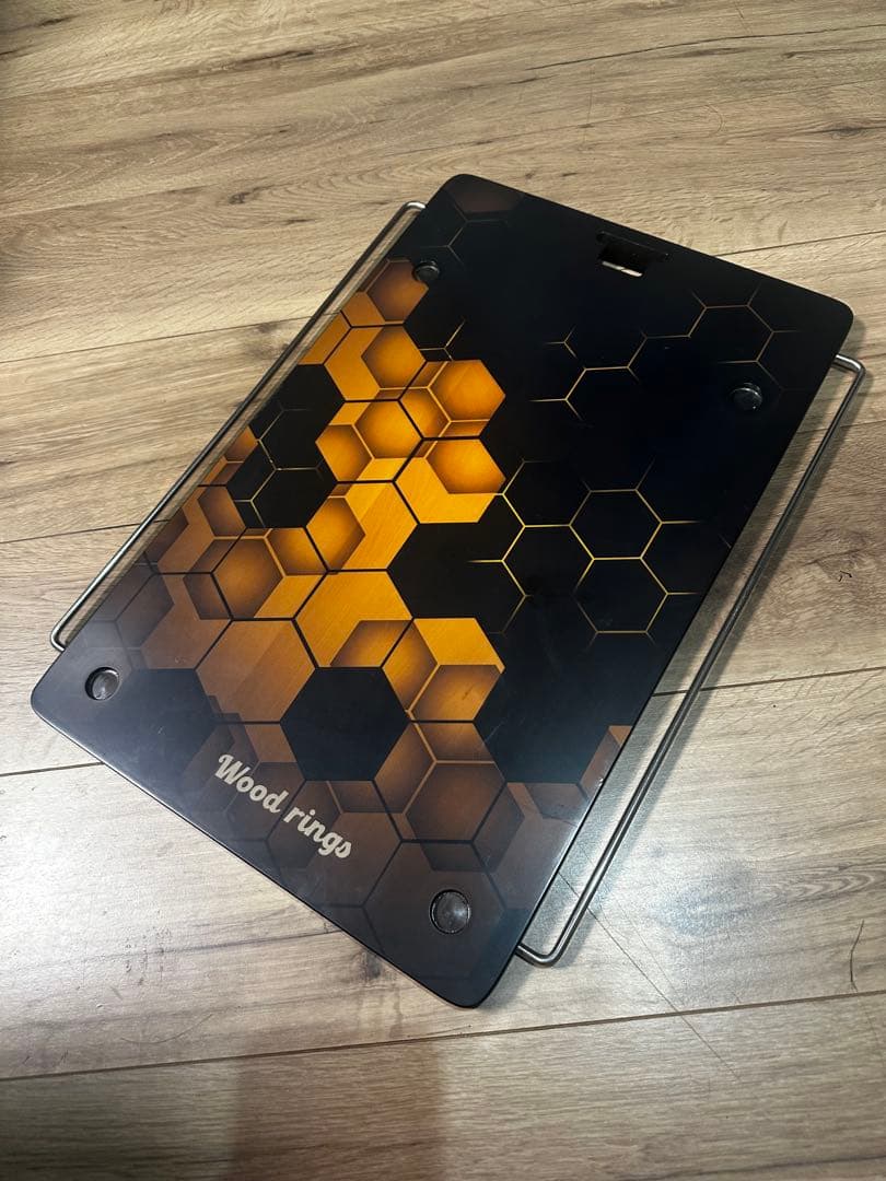 Woodrings × TheArth 床上手さん　ハニカム柄