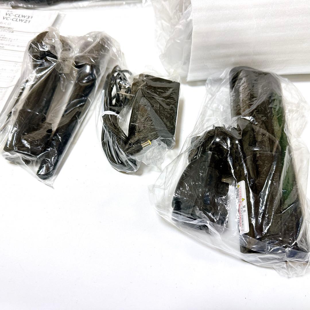 ほぼ未使用品 TOSHIBA VC-CLW21 コードレスクリーナー