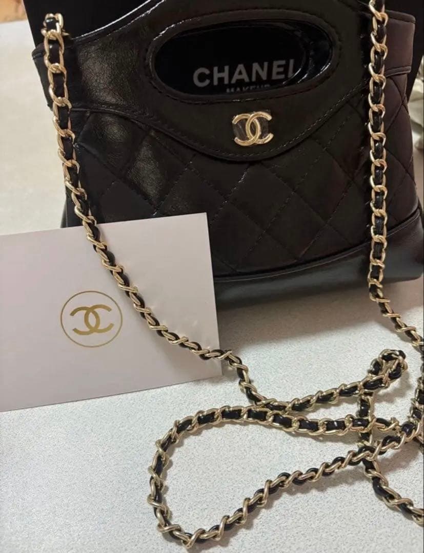 CHANEL ノベルティ　ショルダーバッグ　チェーンバッグ
