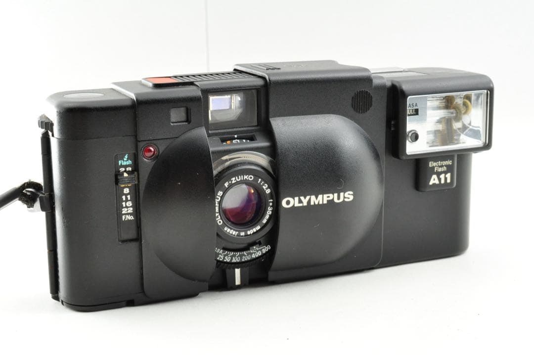 美品⭐︎動作確認済　OLYMPUS XA + A11とNikon L35AD
