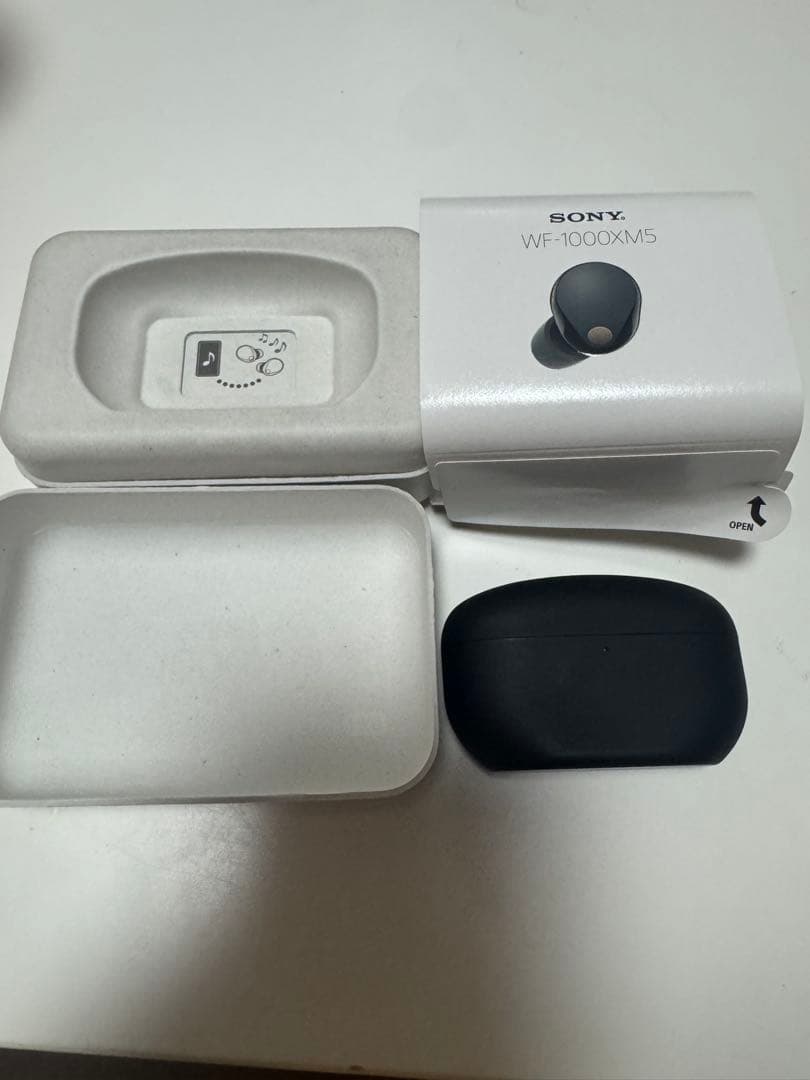 ほぼ未使用SONY WF-1000XM5 ワイヤレスイヤホン