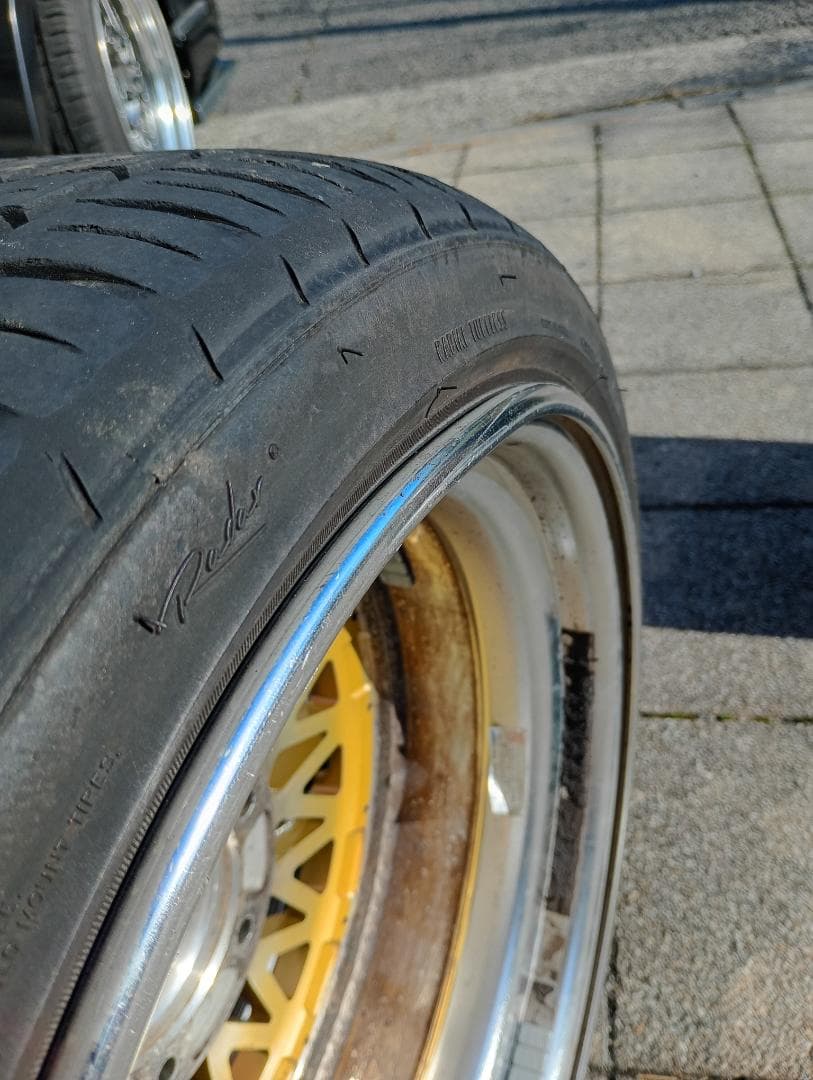 ハイエース ESSEX ENCM 18インチ 215/40R18
