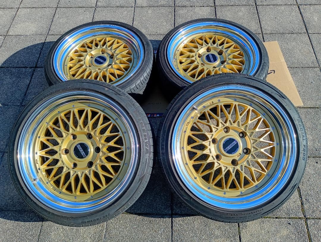 ハイエース ESSEX ENCM 18インチ 215/40R18