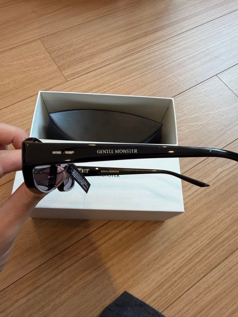 小物 GENTLE MONSTER HALO