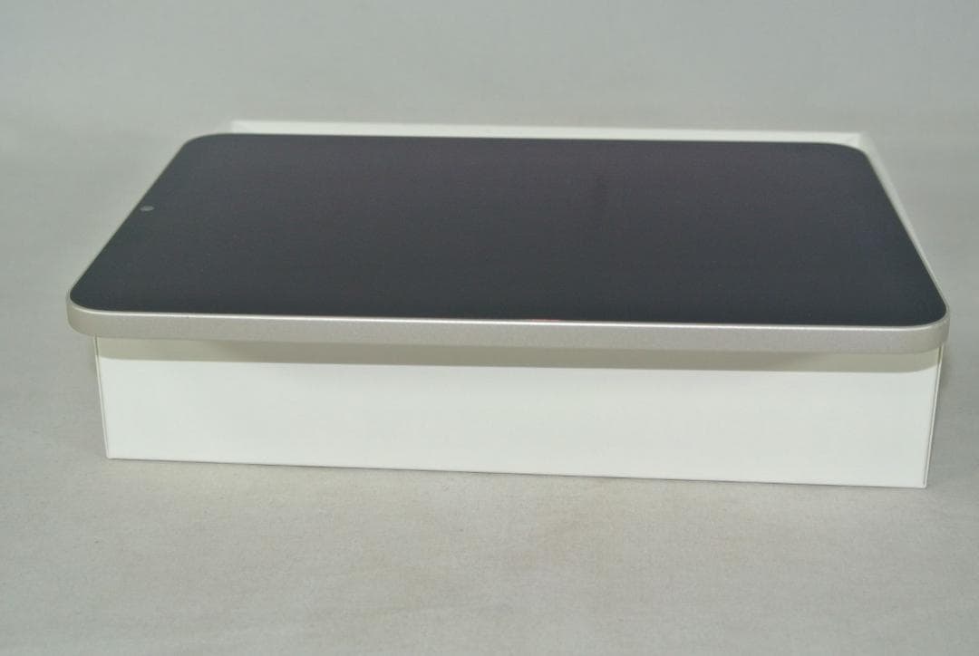 iPad mini 8.3インチ Wi-Fi 64GB 3J364J/A展示品