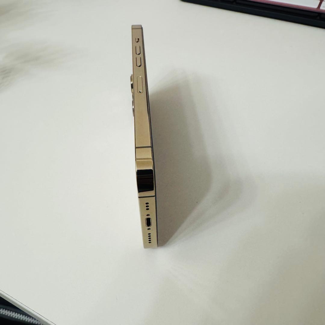【美品】SIMフリー iPhone13 Pro 128GBゴールド 90%