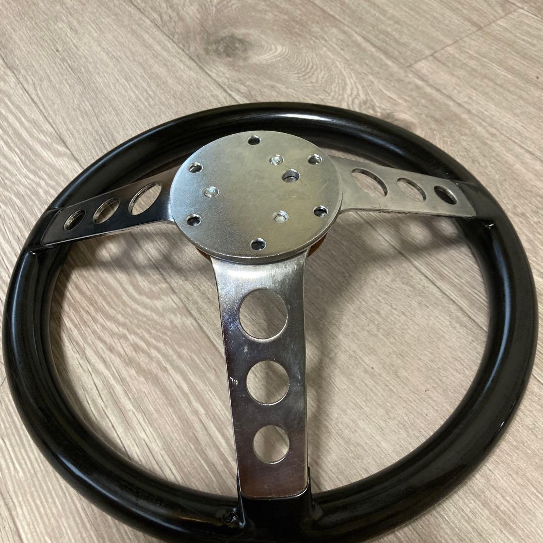 グラント　ステアリング