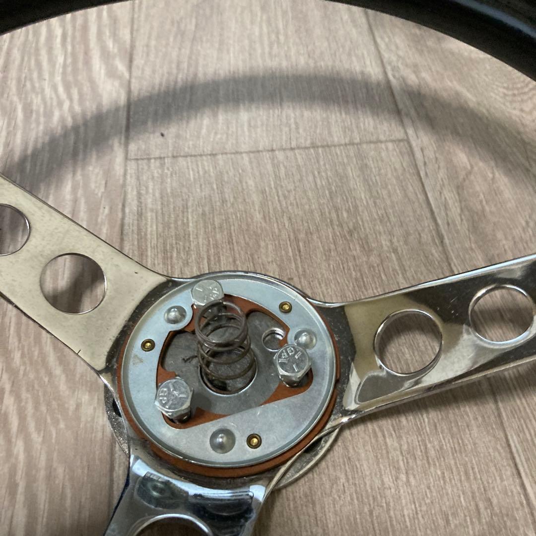 グラント　ステアリング