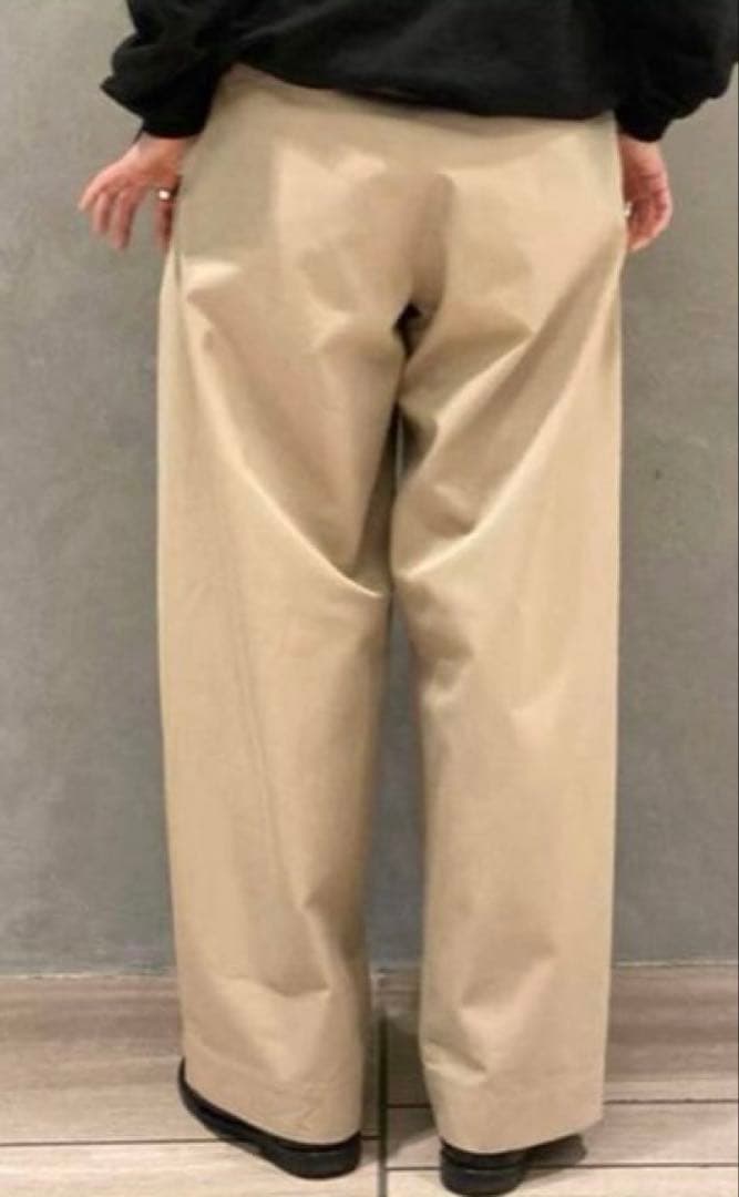 journalstandardluxeエスIN TUCK BAGGY PANTS