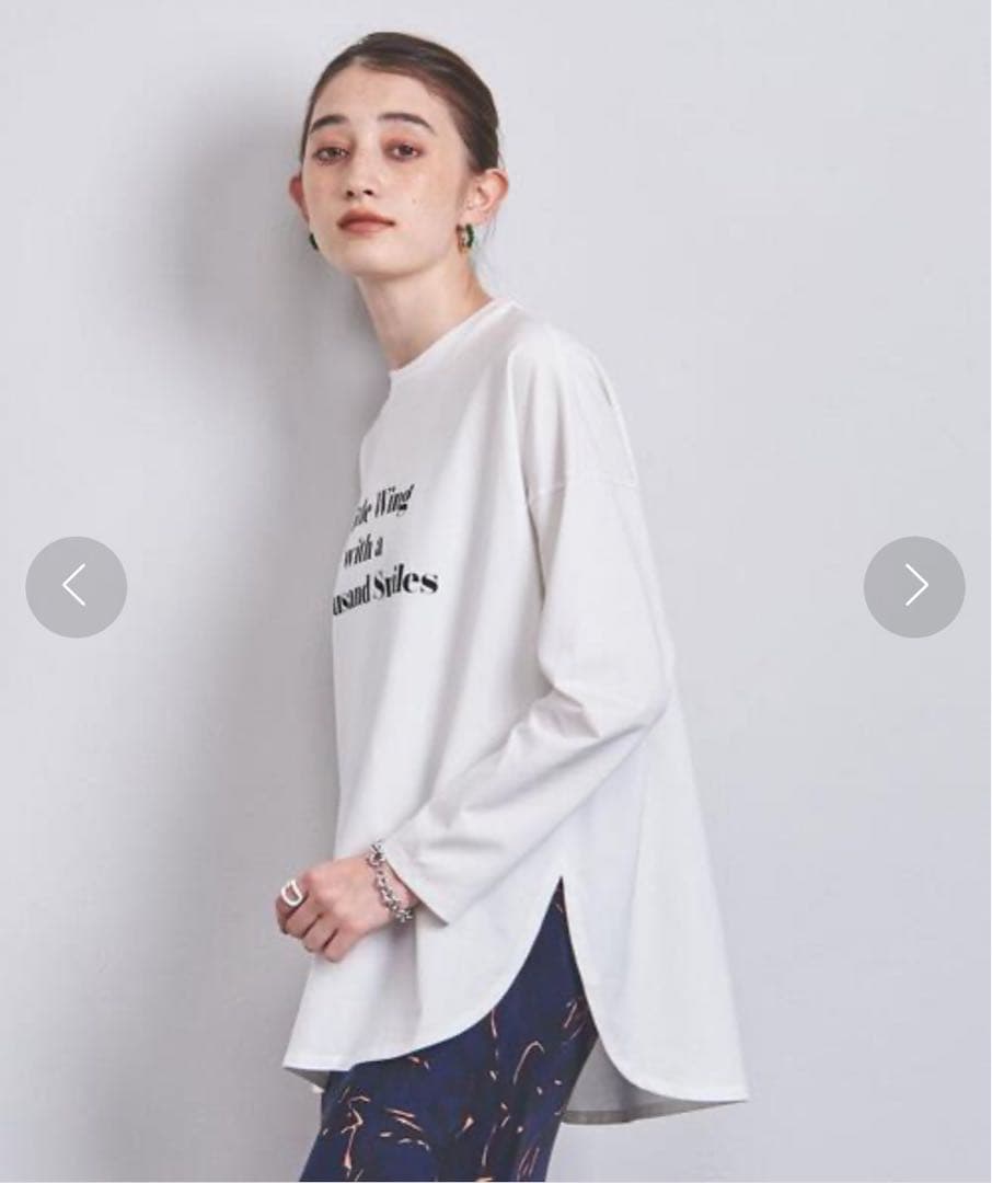SACRA サクラ　ユナイテッド　ロングスリーブTシャツ プリント入り ホワイト