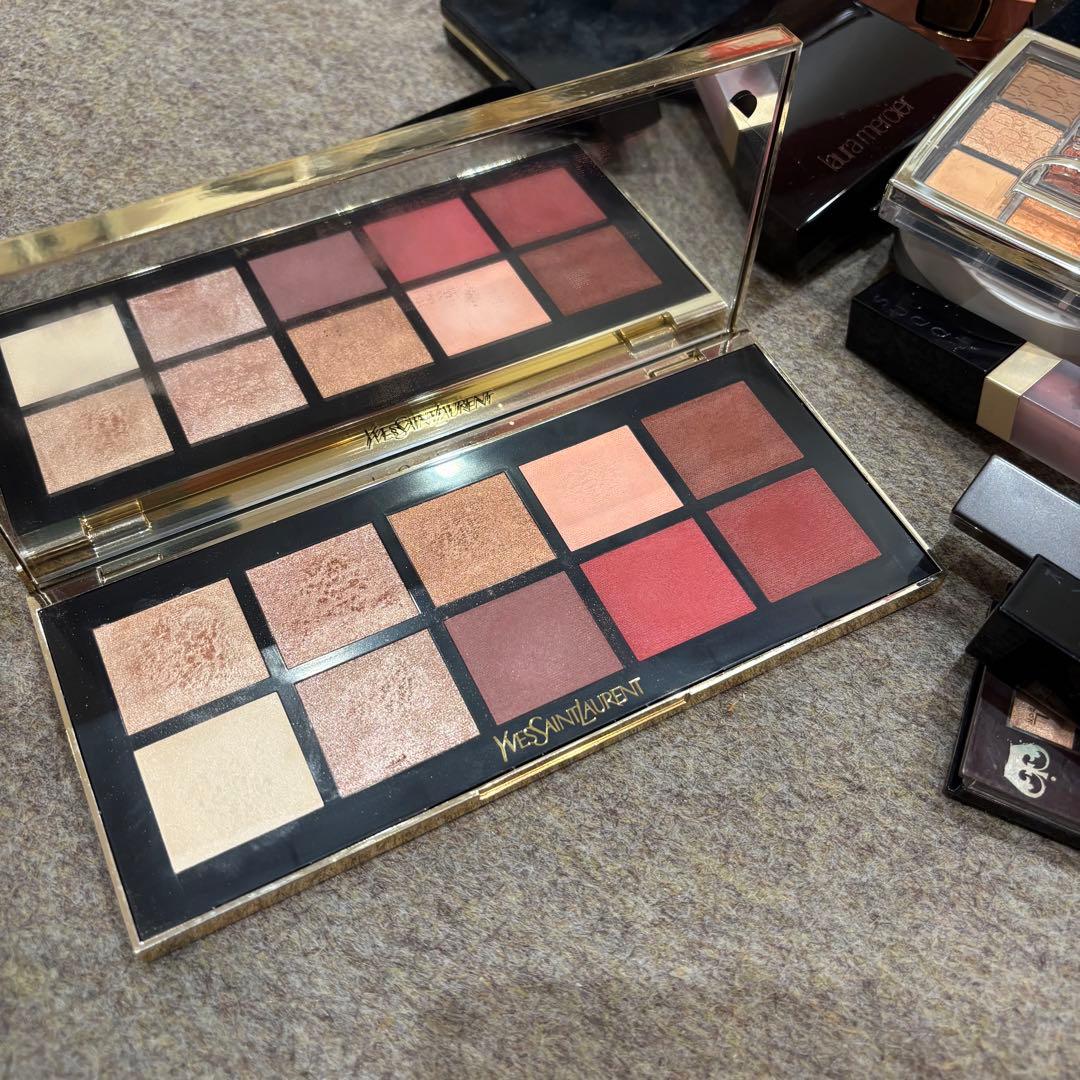 ブランド　デパコス多め！　コスメ　化粧品大量纏め売り約40点