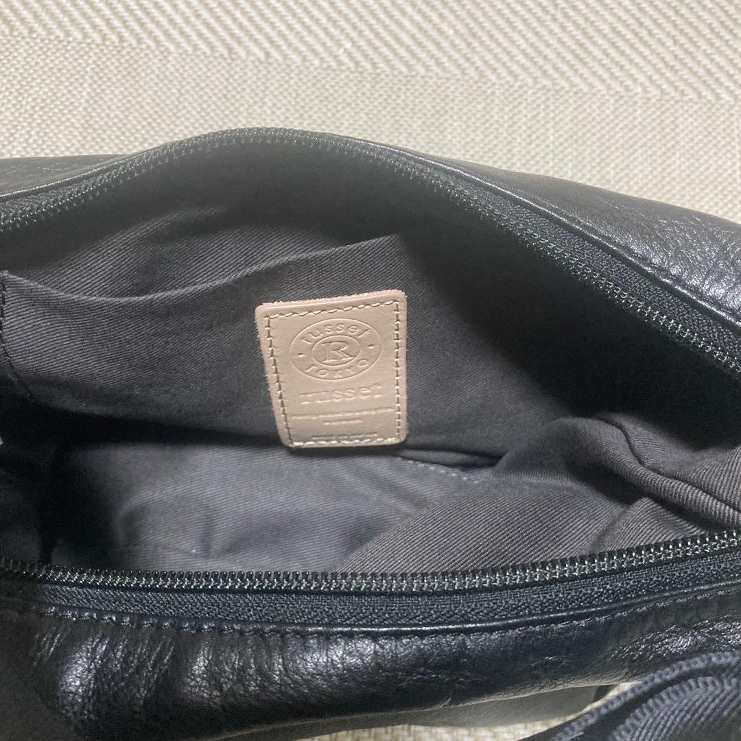 russet ソフトレザーラウンドショルダーバッグ