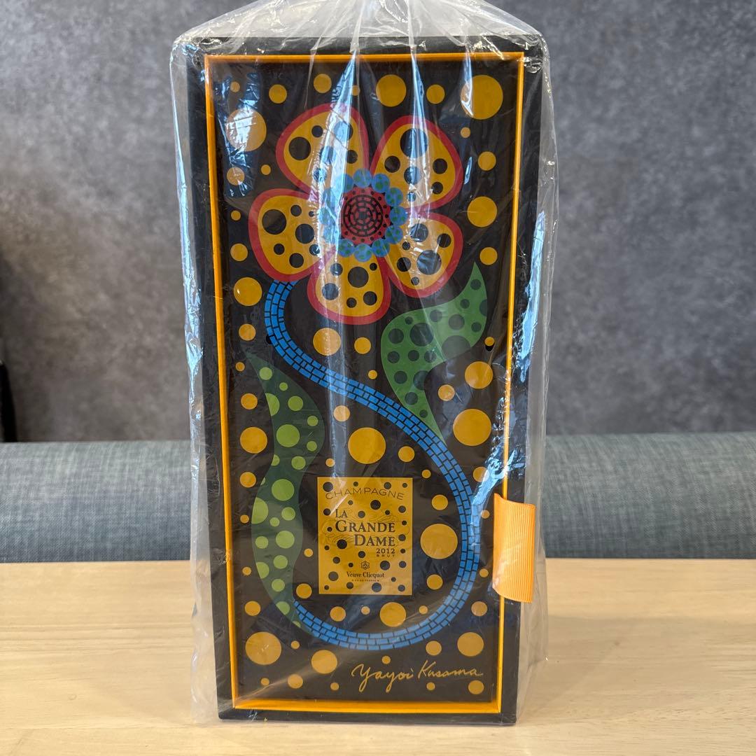 草間彌生 2012 グラン ダム ヴーヴ クリコ ギフト ボックス