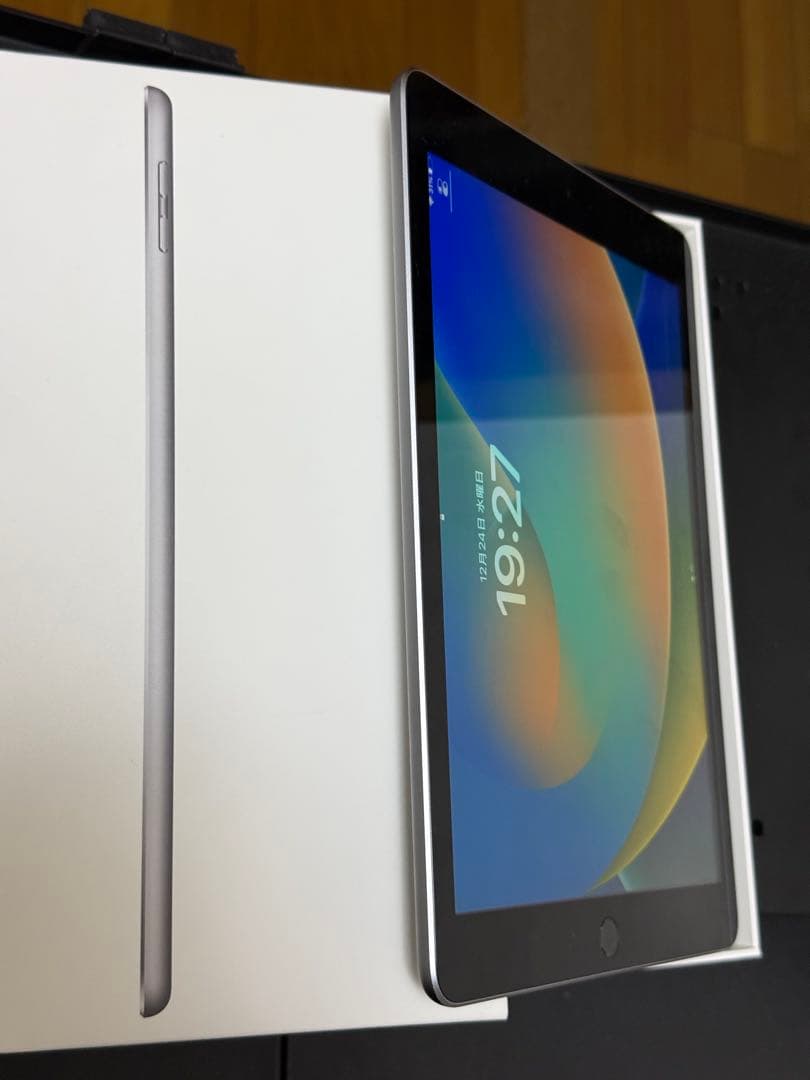 Apple iPad 第五世代 スペースグレー 本体